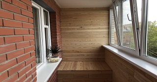 Отделка, остекление, утепление балконов в Новодвинске от 208 руб. м/2.